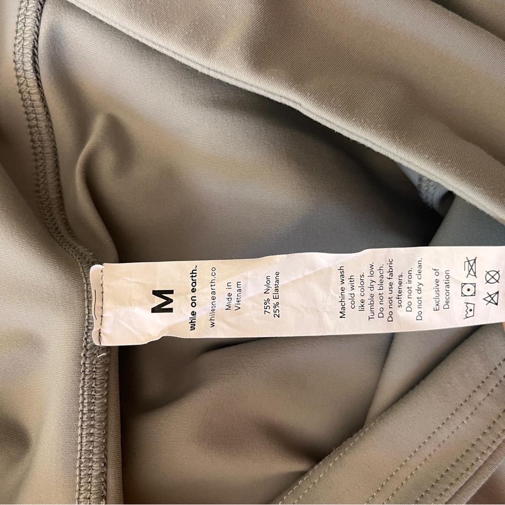 Gray Women's Leggings - Picture 6 of 6